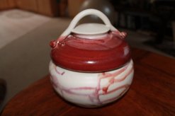 jake - container with lid, pink and white